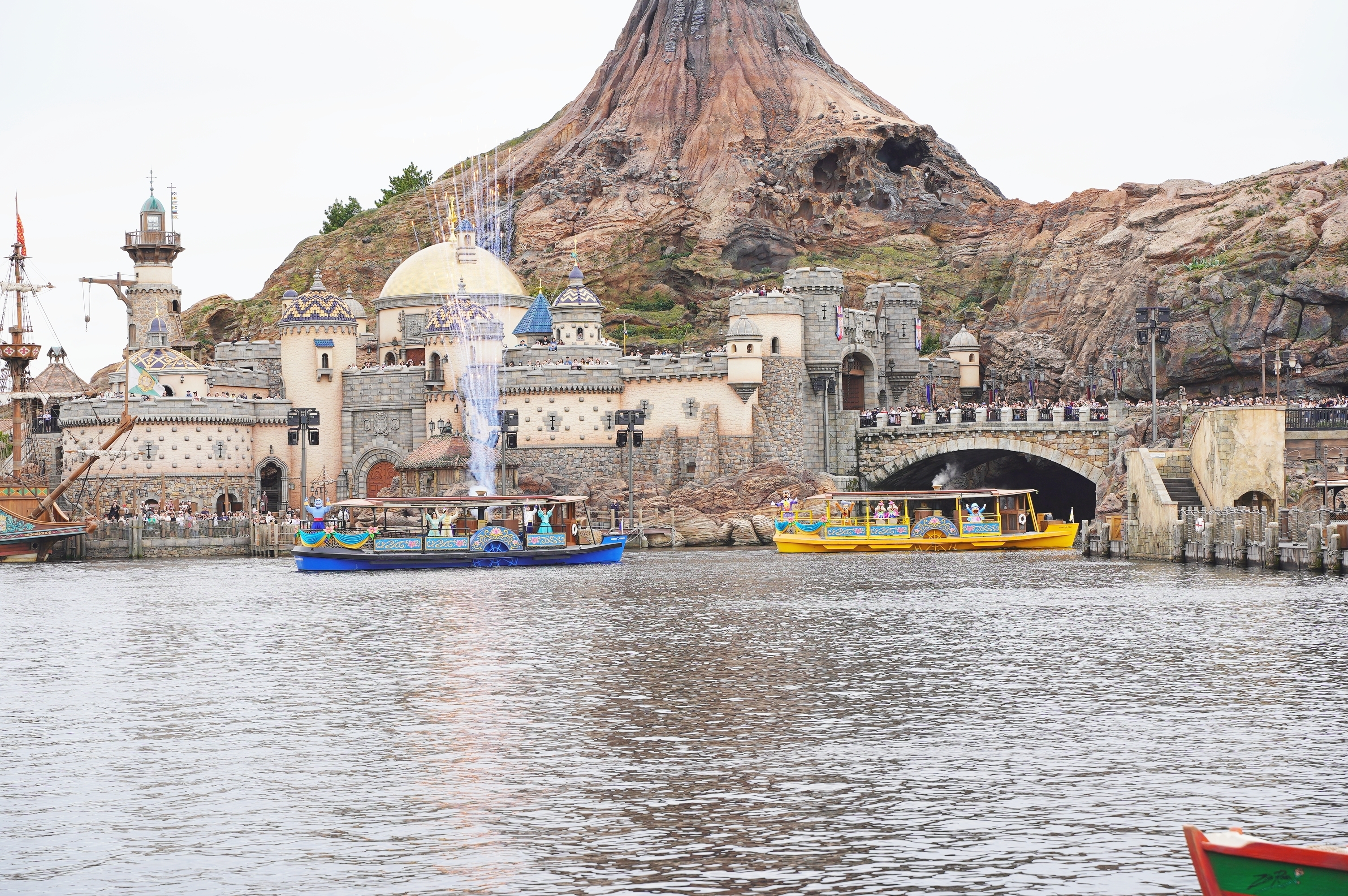 ディズニーシーの期間限定エンターテイメントプログラム「“ファンタジースプリングス”スペシャルグリーティング」