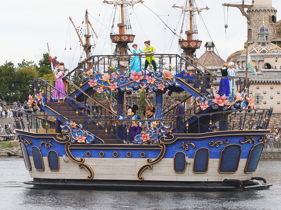 ディズニーシーの期間限定エンターテイメントプログラム「“ファンタジースプリングス”スペシャルグリーティング」