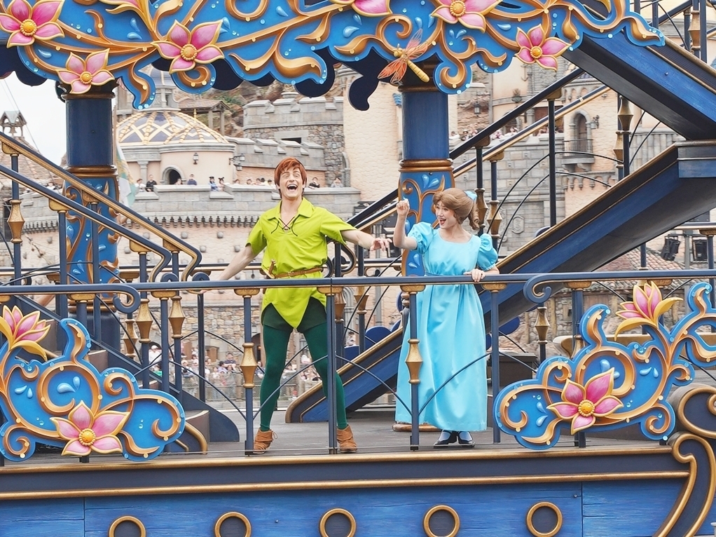 ディズニーシーの期間限定エンターテイメントプログラム「“ファンタジースプリングス”スペシャルグリーティング」