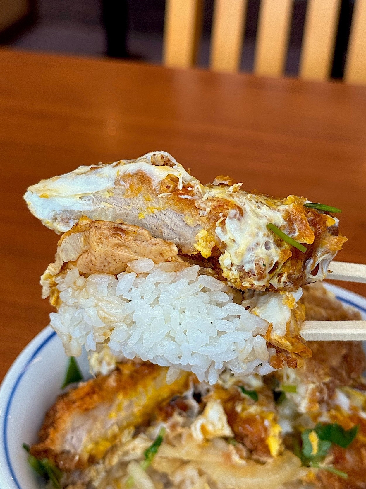 かつやのおすすめメニュー「ヒレカツ丼」