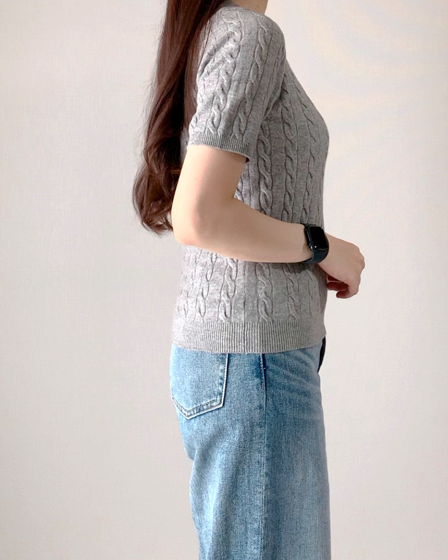 ユニクロ】2990円→1990円に値下げ中！春にたっぷり着回せる「高