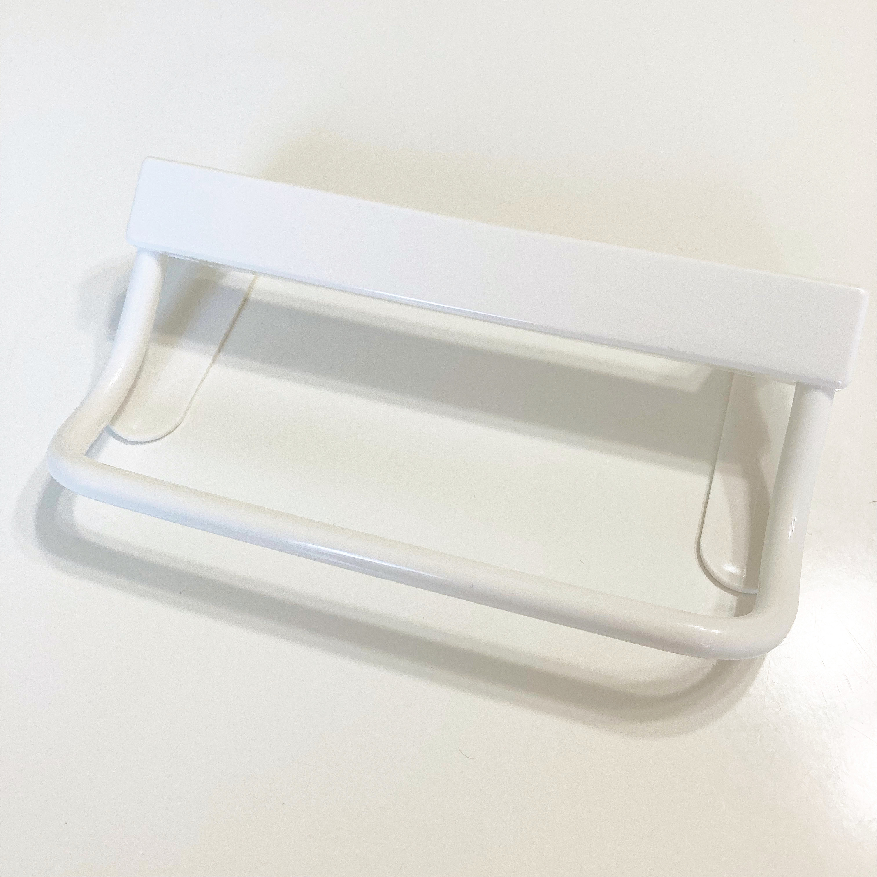 CanDo(キャンドゥ)の便利アイテム「CL扉掛けタオルハンガー」