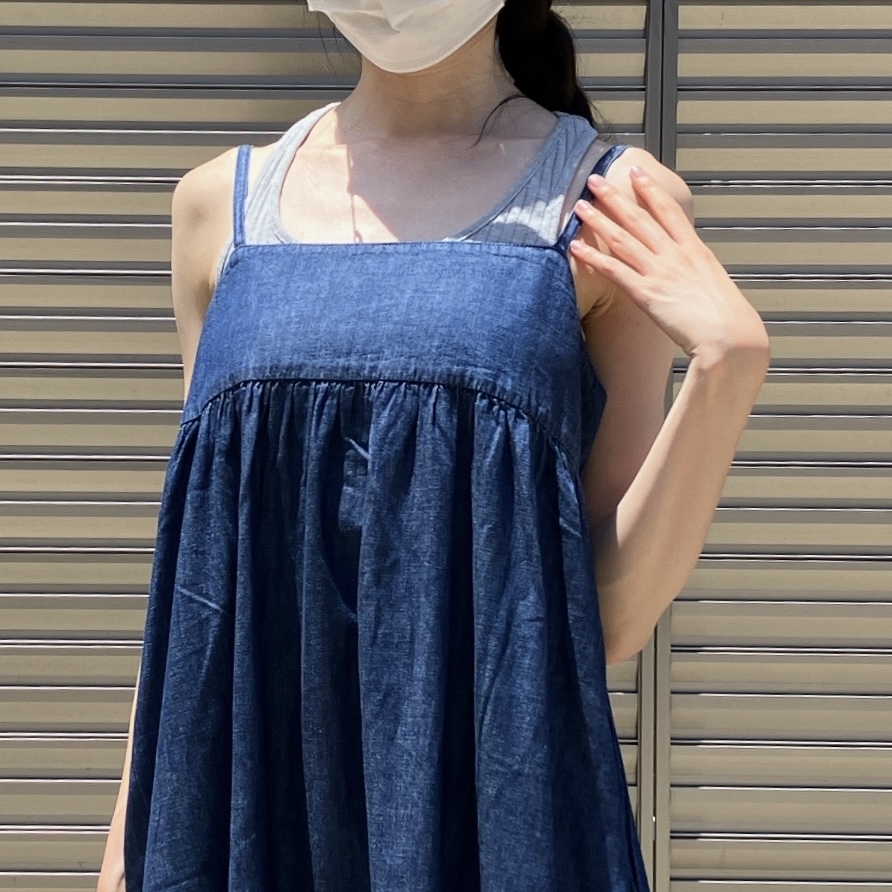 Honeys（ハニーズ）のおすすめワンピース「デニムキャミワンピース」