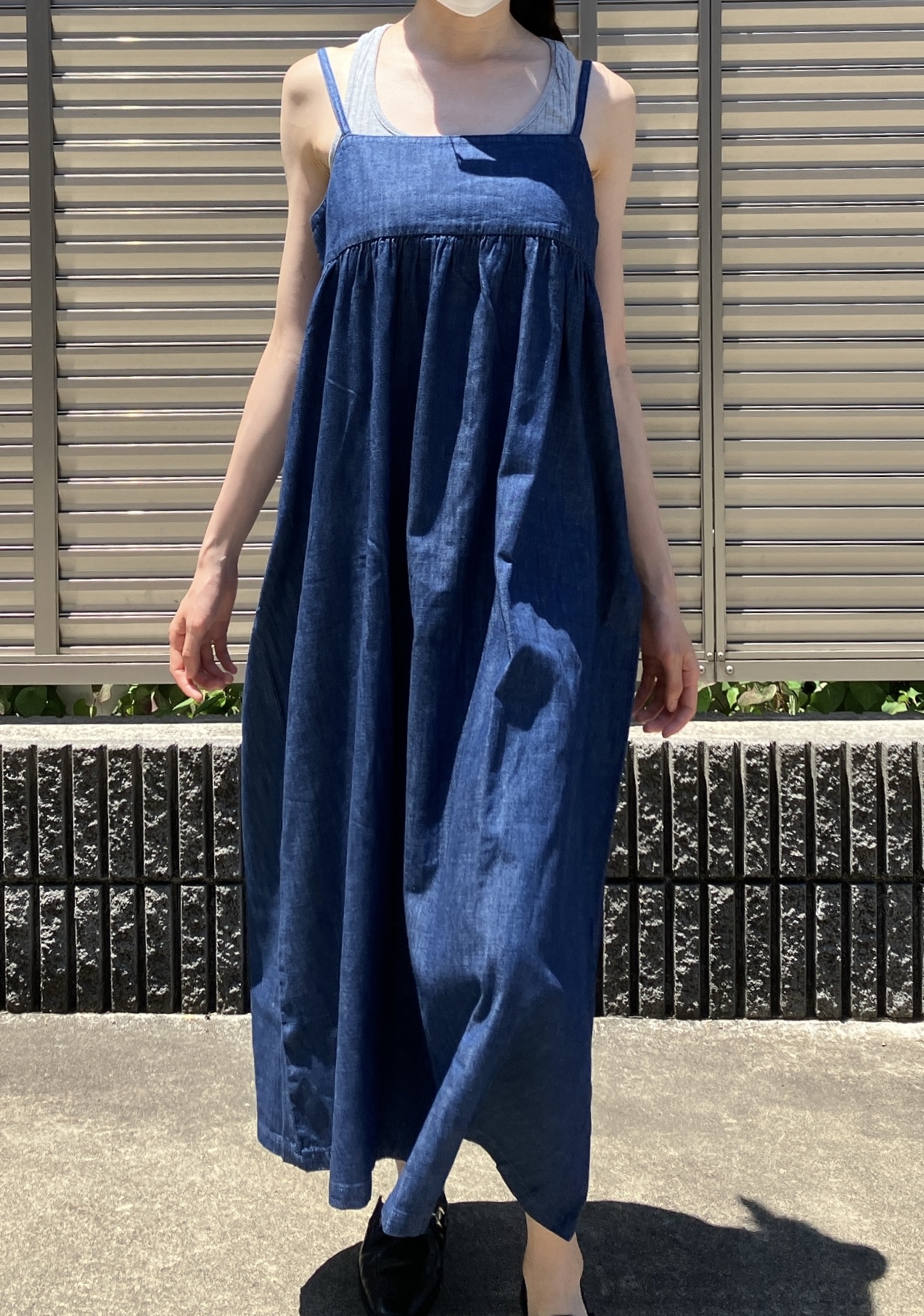 Honeys（ハニーズ）のおすすめワンピース「デニムキャミワンピース」