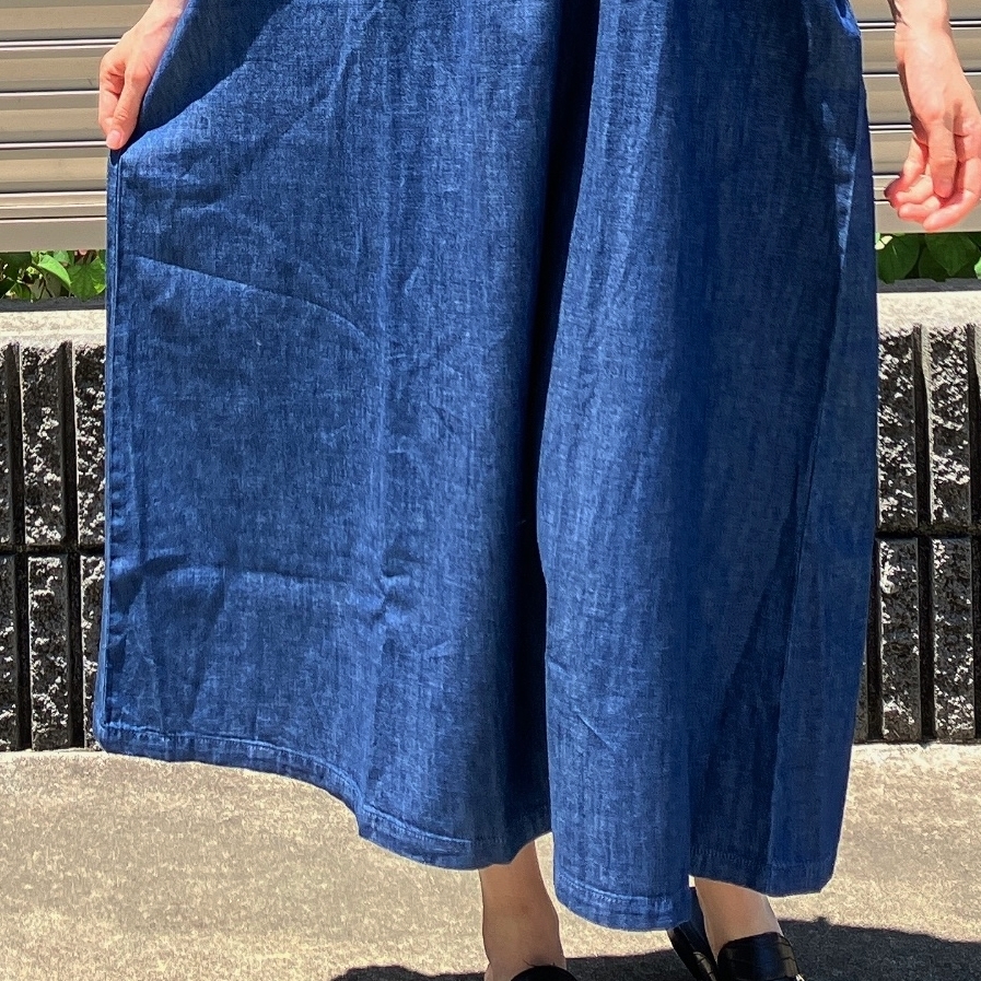 Honeys（ハニーズ）のおすすめワンピース「デニムキャミワンピース」