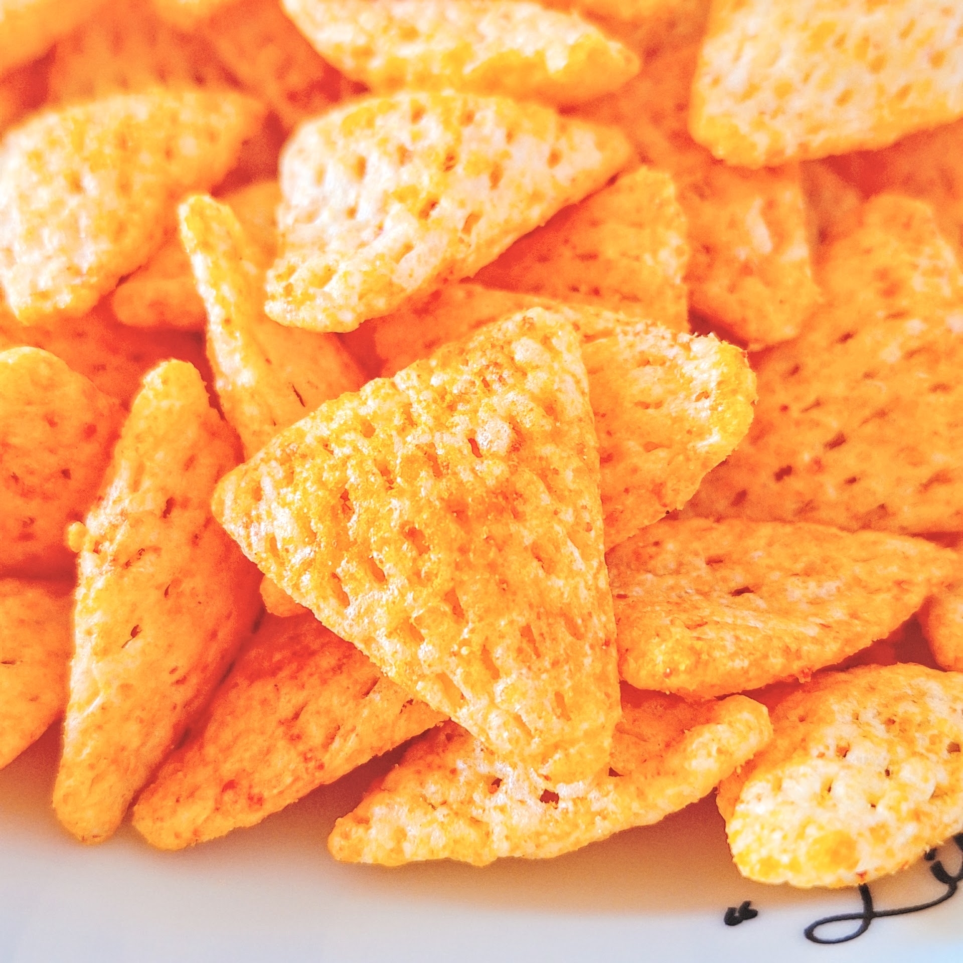 FamilyMart(ファミリーマート)のおすすめスナック「ポリンキー濃いめんたい味」