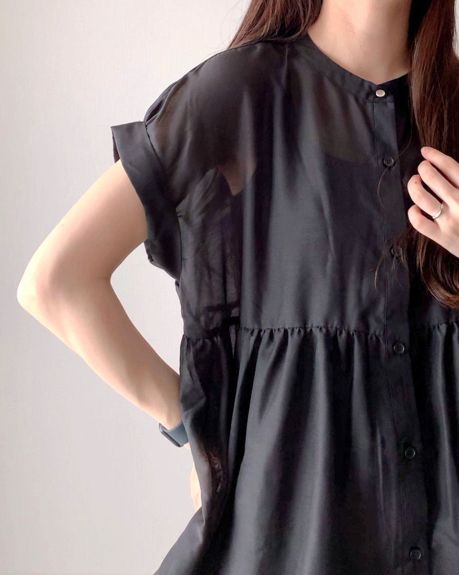 しまむらのおすすめファッションアイテム「HKぺプラムシアーBL」