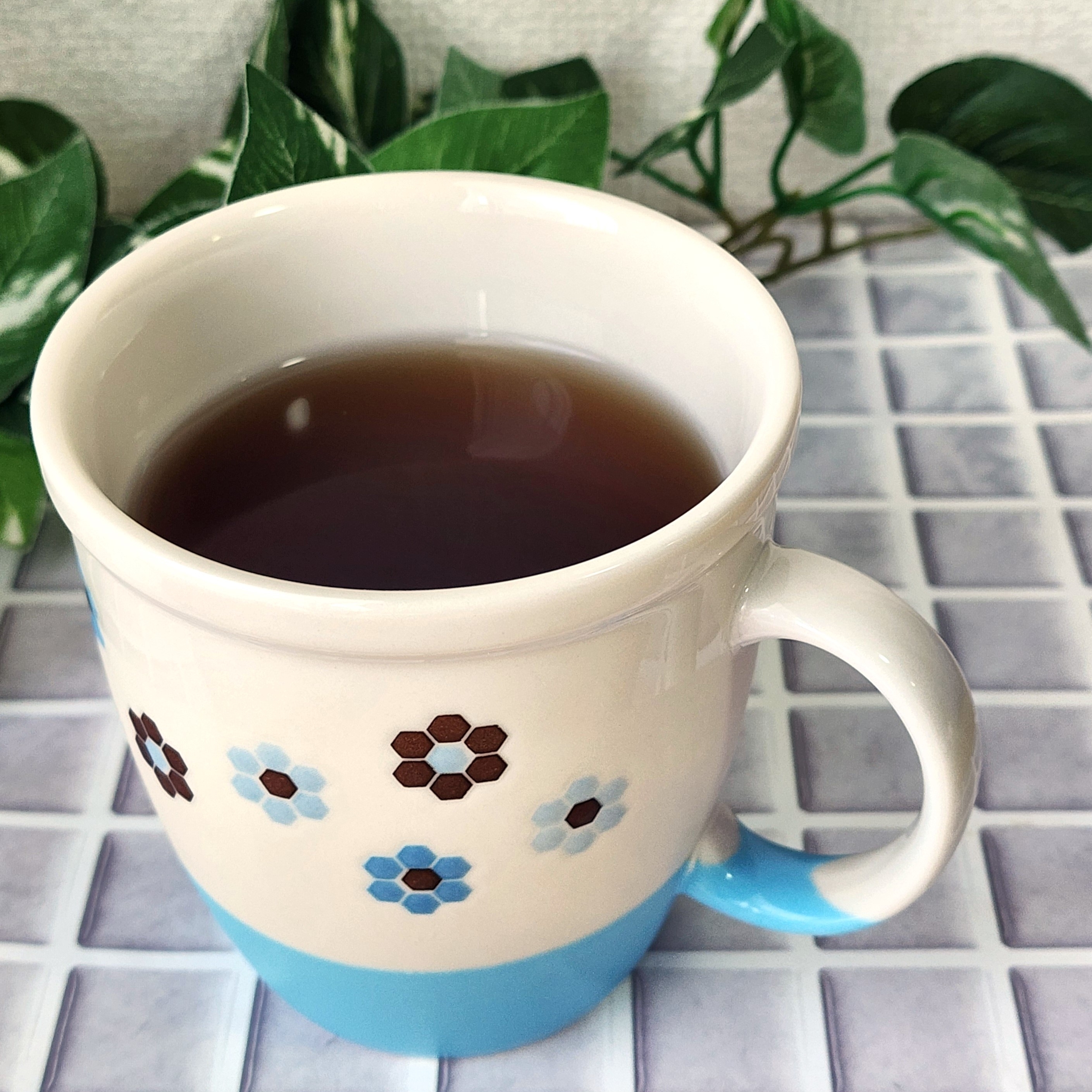 Afternoon Tea（アフタヌーンティー）のおすすめ雑貨「タイル柄マグカップ」