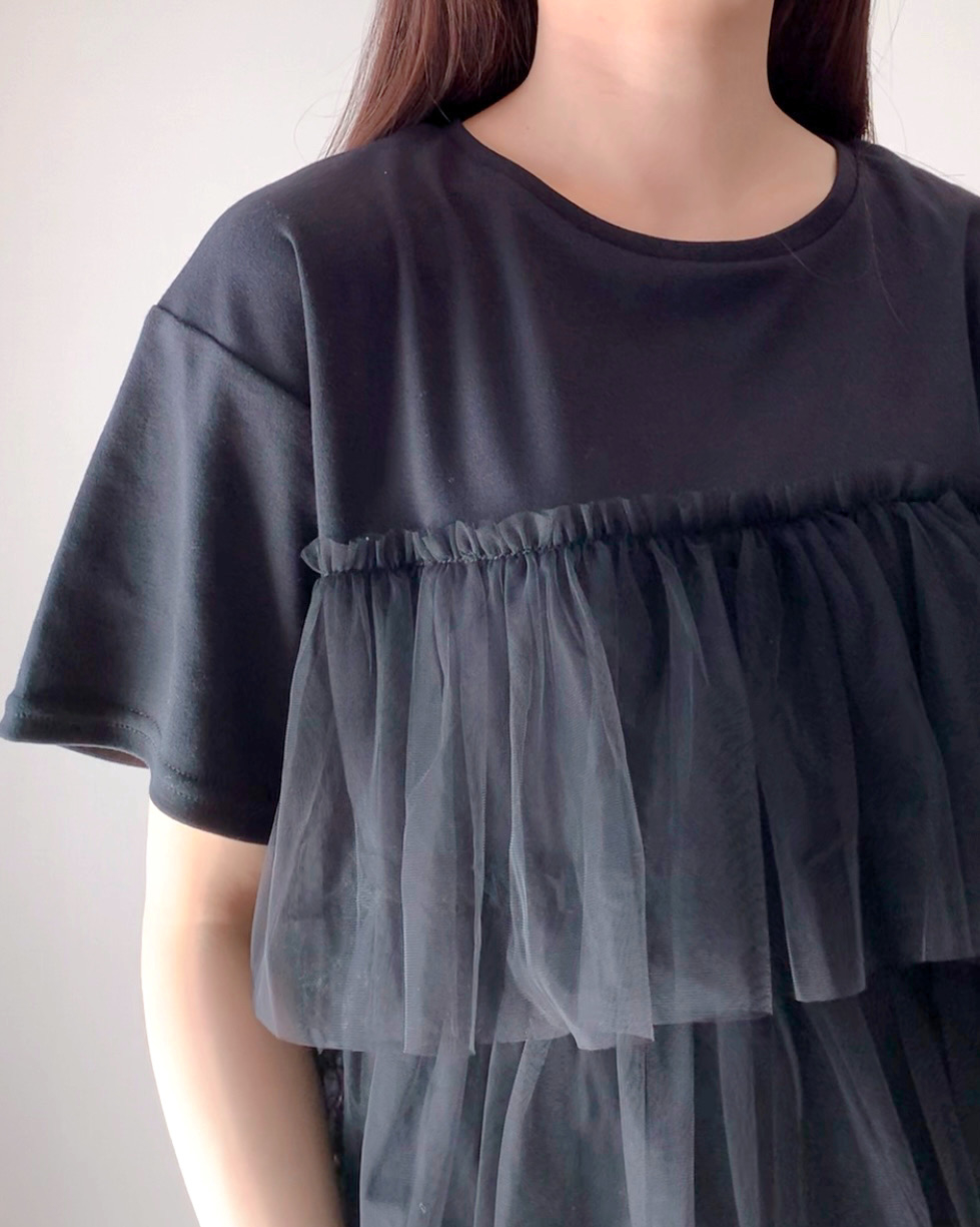 しまむらのおすすめファッションアイテム「ティアードチュールTシャツ」