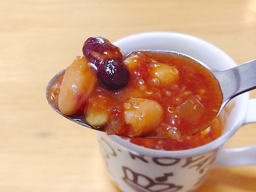 成城石井の絶品フード「5種豆と有機キヌアのごろごろミネストローネ」