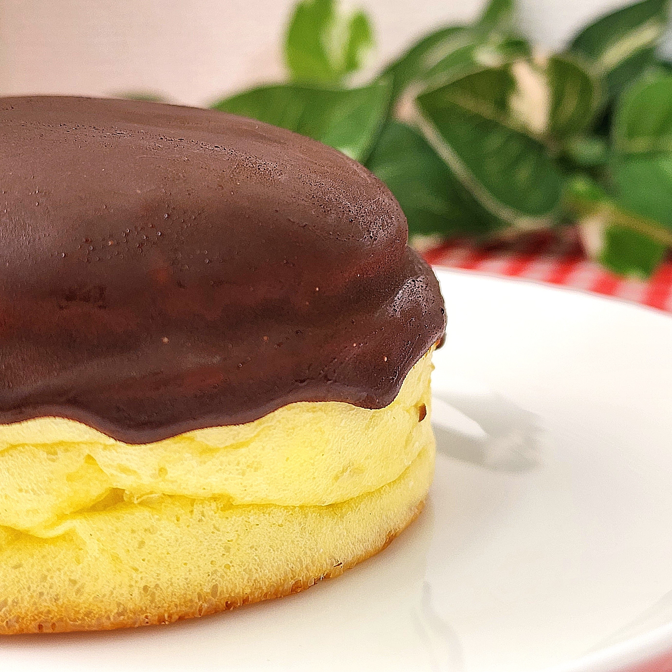 セブン-イレブンのおすすめパン「プリンみたいなパン1998年」