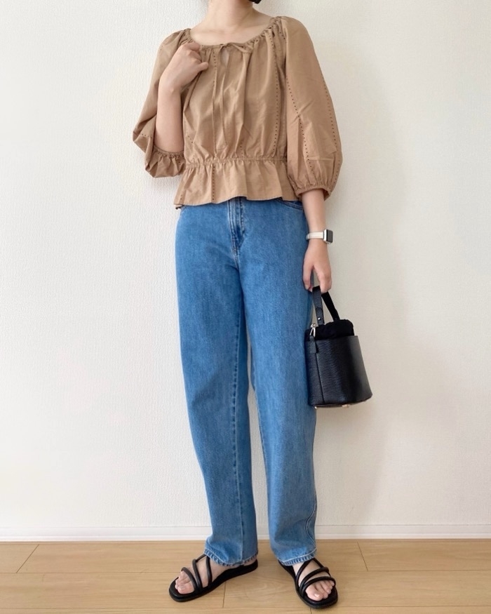 UNIQLO（ユニクロ）のおすすめファッションアイテム「エンブロイダリーブラウス（7分袖）」のコーディネート