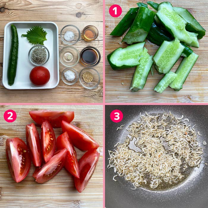 きゅうり、トマト、調味料が見える調理過程の画像。