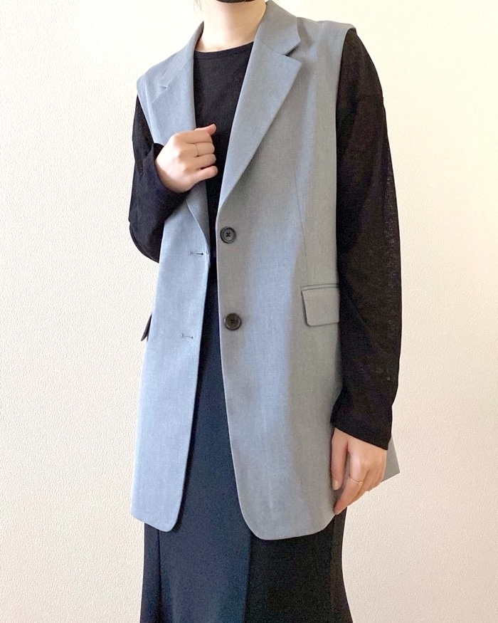 GUのおすすめトップス「オーバーサイズテーラードベストZ」