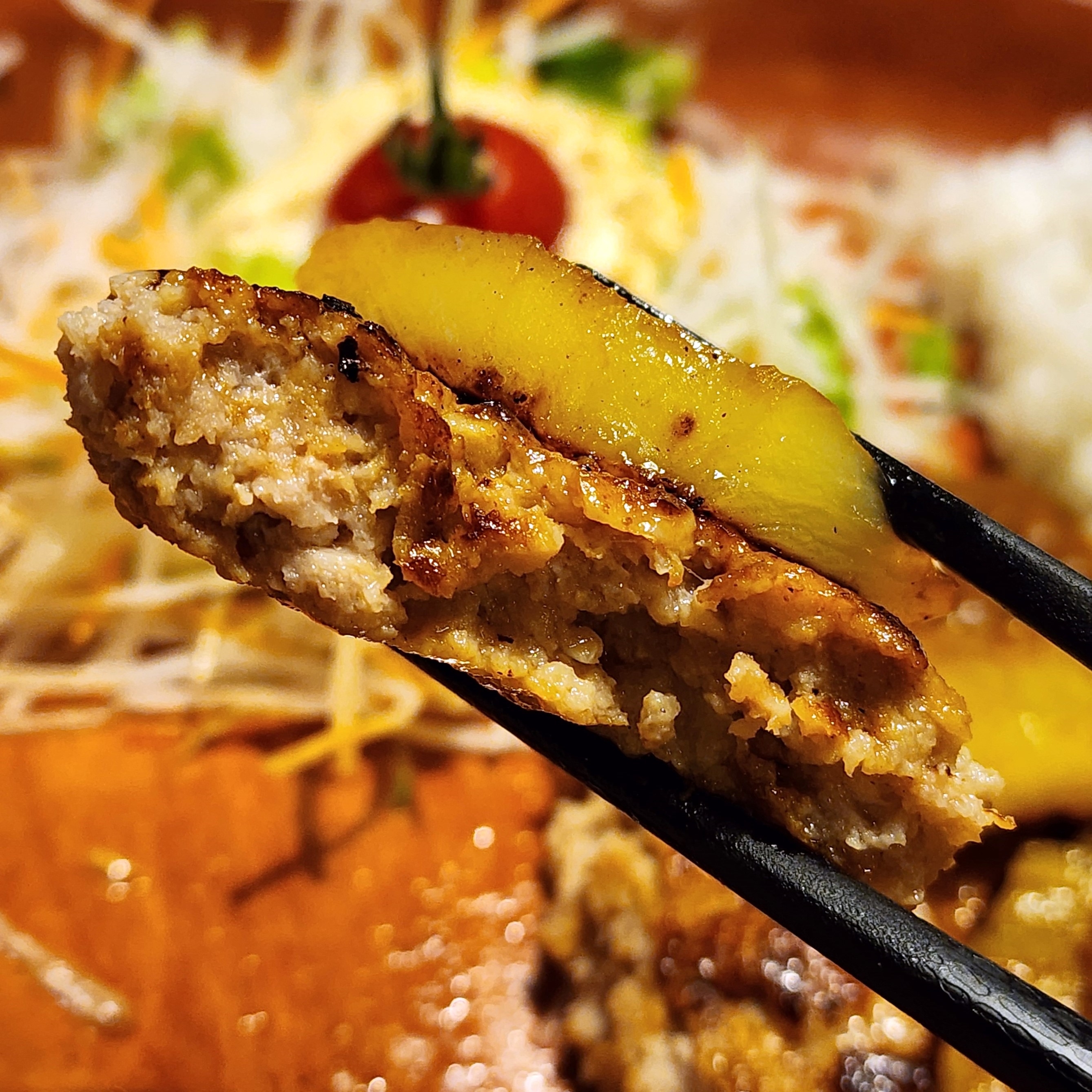 びっくりドンキーのおすすめフード「パインカリーバーグディッシュ」