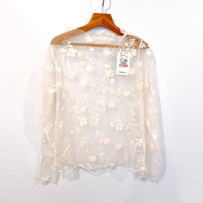 しまむらのおすすめファッションアイテム「フロッキチュールフラワPO」