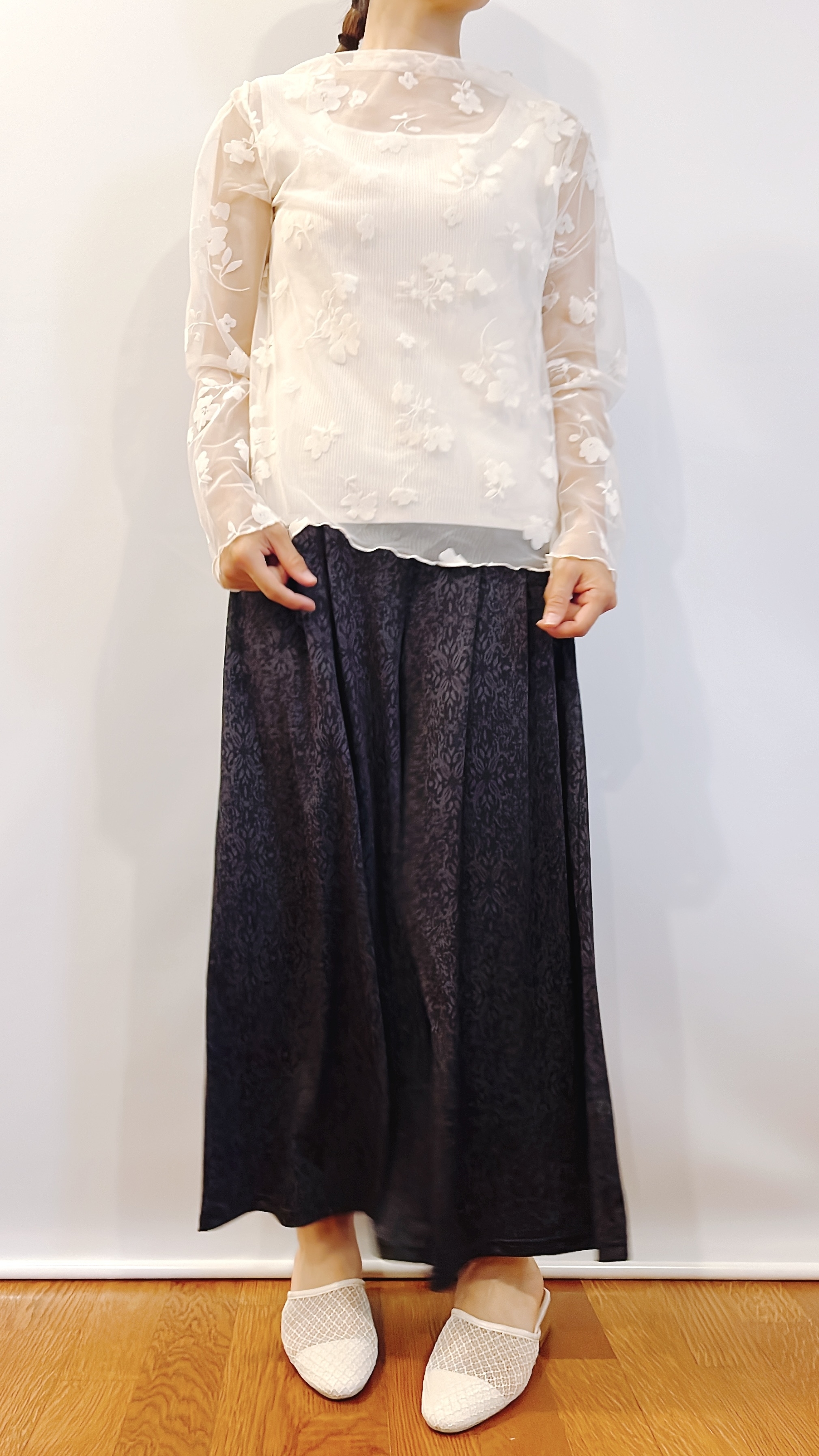 しまむらのおすすめファッションアイテム「フロッキチュールフラワPO」のコーディネート