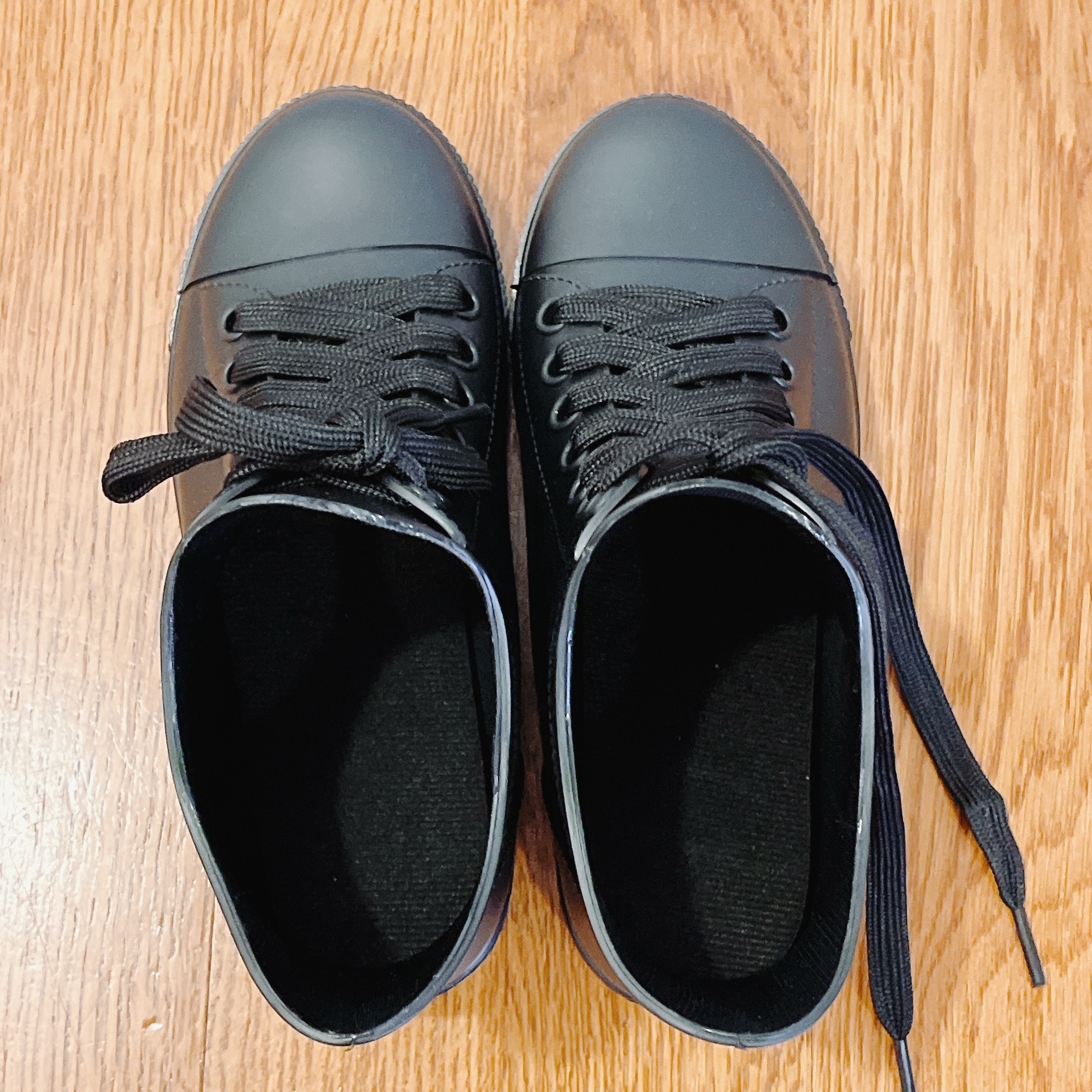 しまむらのおすすめファッションアイテム「レディース レインスニーカー(スニーカーレイン)」