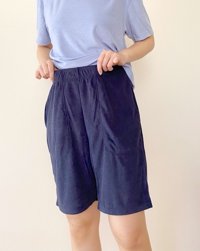 GU（ジーユー）のおすすめファッションアイテム「スタイルドライパイルラウンジセット（半袖＆ショートパンツ）」