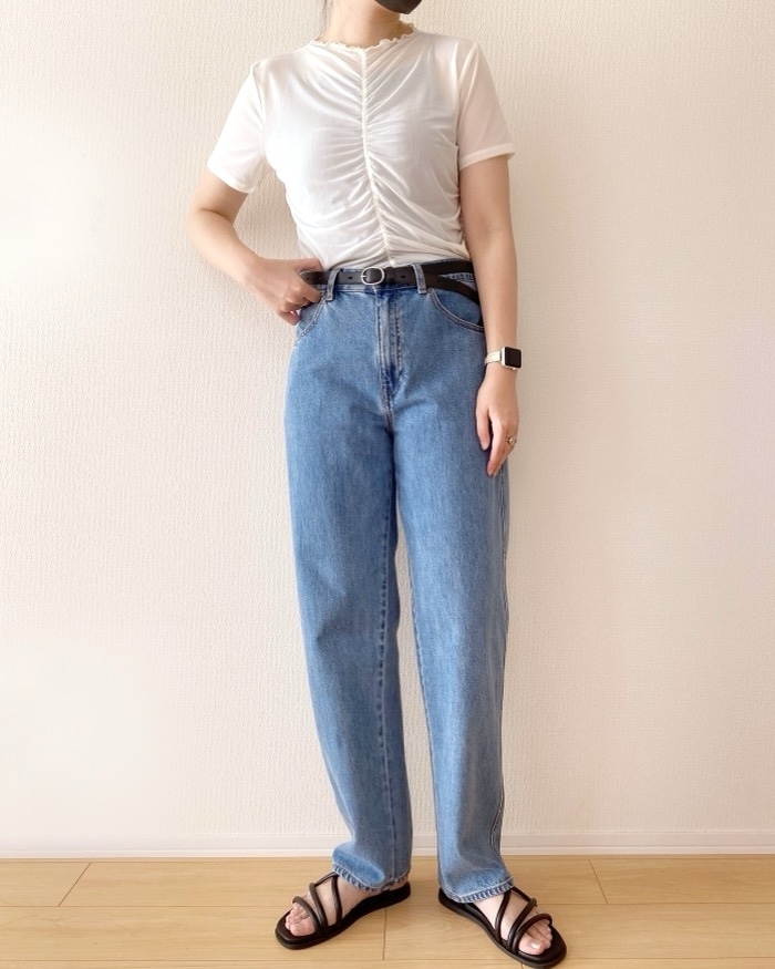 GU（ジーユー）のおすすめファッションアイテム「シアーギャザーT（半袖）Q」のコーディネート