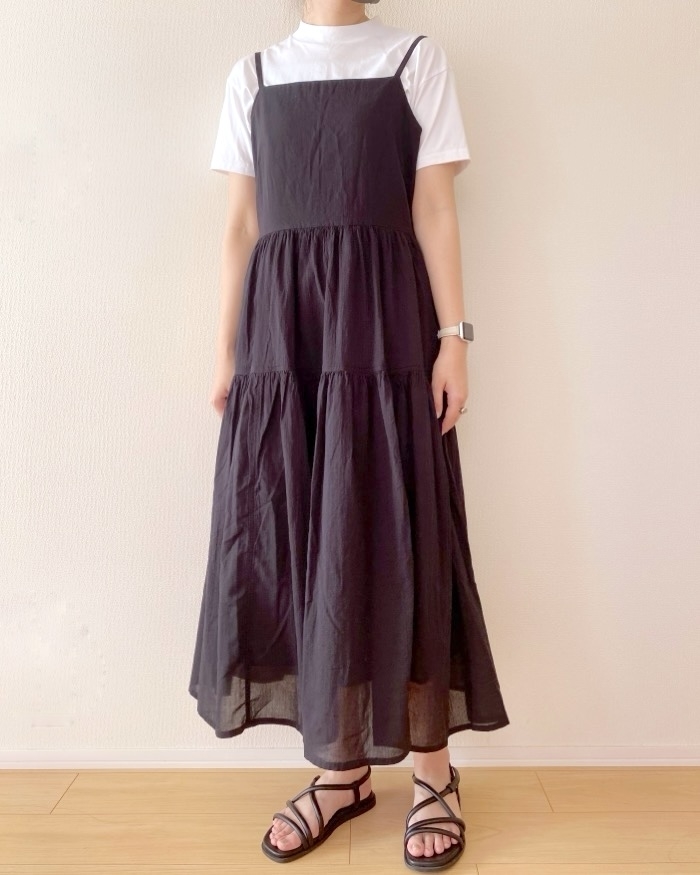 無印良品のおすすめファッションアイテム「婦人 強撚ボイル キャミソールワンピース」のコーディネート