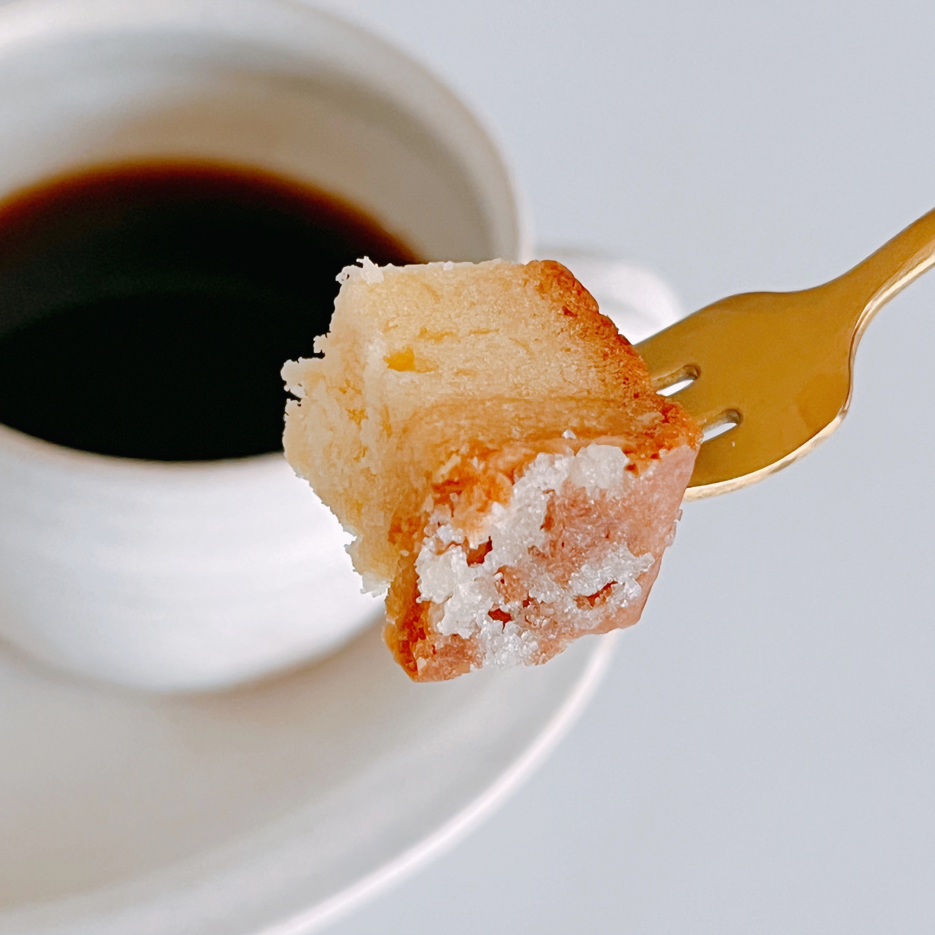 セブン-イレブンのおすすめのお菓子「レモンパウンドケーキ」