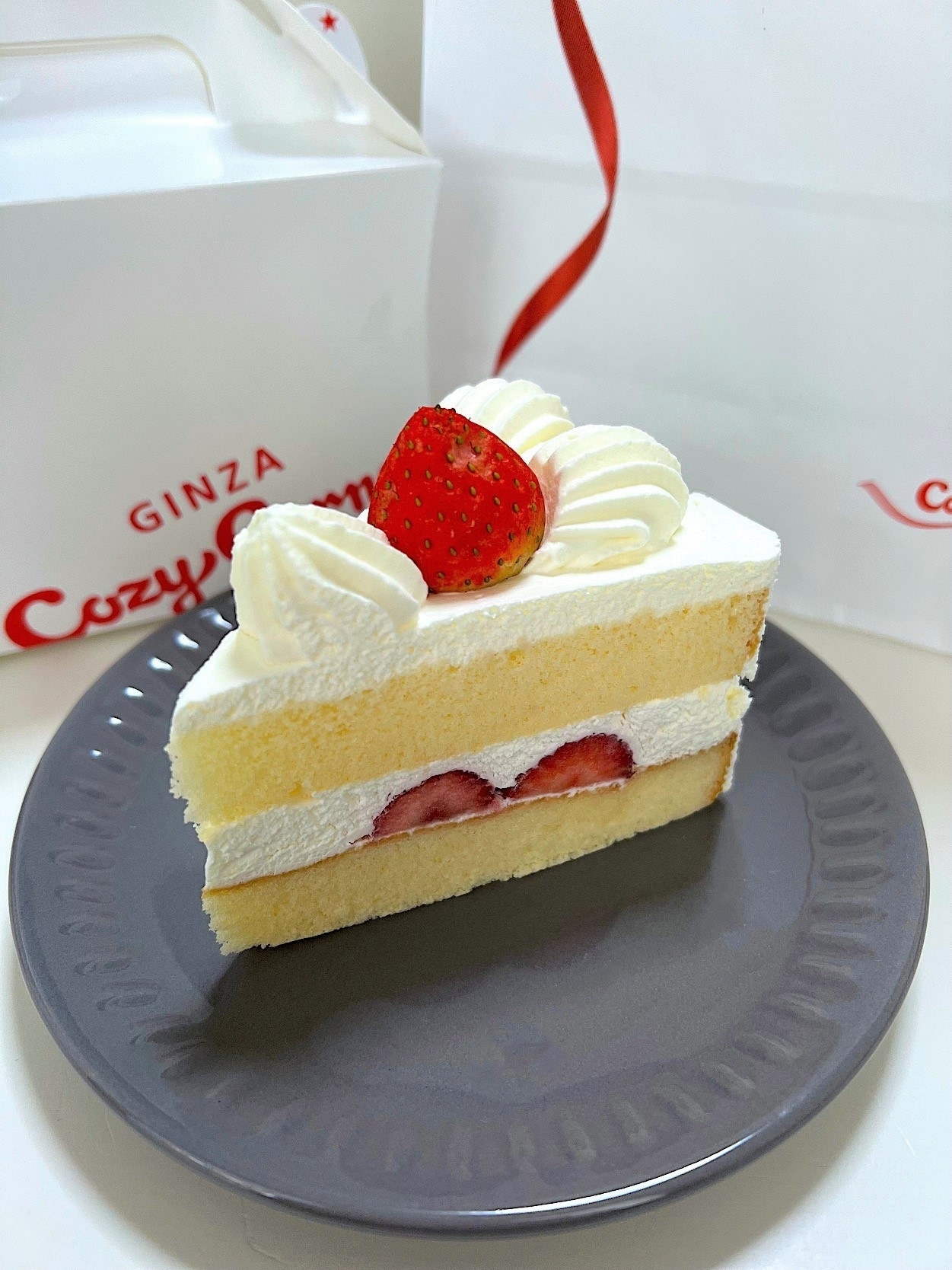 コージーコーナーのおすすめケーキ「苺のショートケーキ」