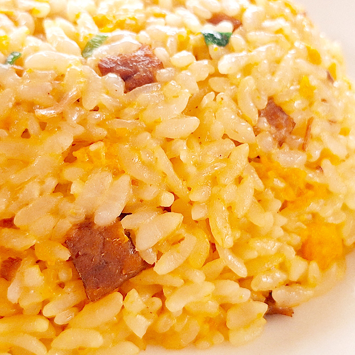 FamilyMart（ファミリーマート）のおすすめ冷凍食品「ゴロっとチャーシューの極うま炒飯」