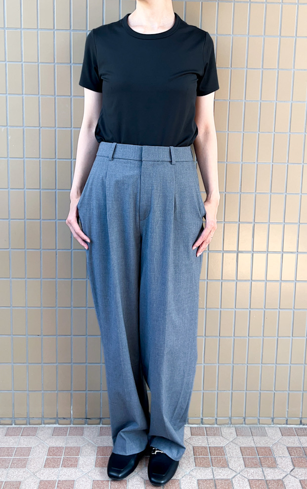 UNIQLO（ユニクロ）のおすすめファッションアイテム「ウルトラストレッチエアリズムT」のコーディネート