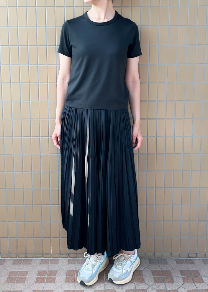 UNIQLO（ユニクロ）のおすすめファッションアイテム「ウルトラストレッチエアリズムT」のコーディネート