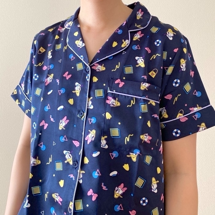 GU（ジーユー）のおすすめファッションアイテム「サテンパジャマ（半袖＆ショートパンツ）Disney」