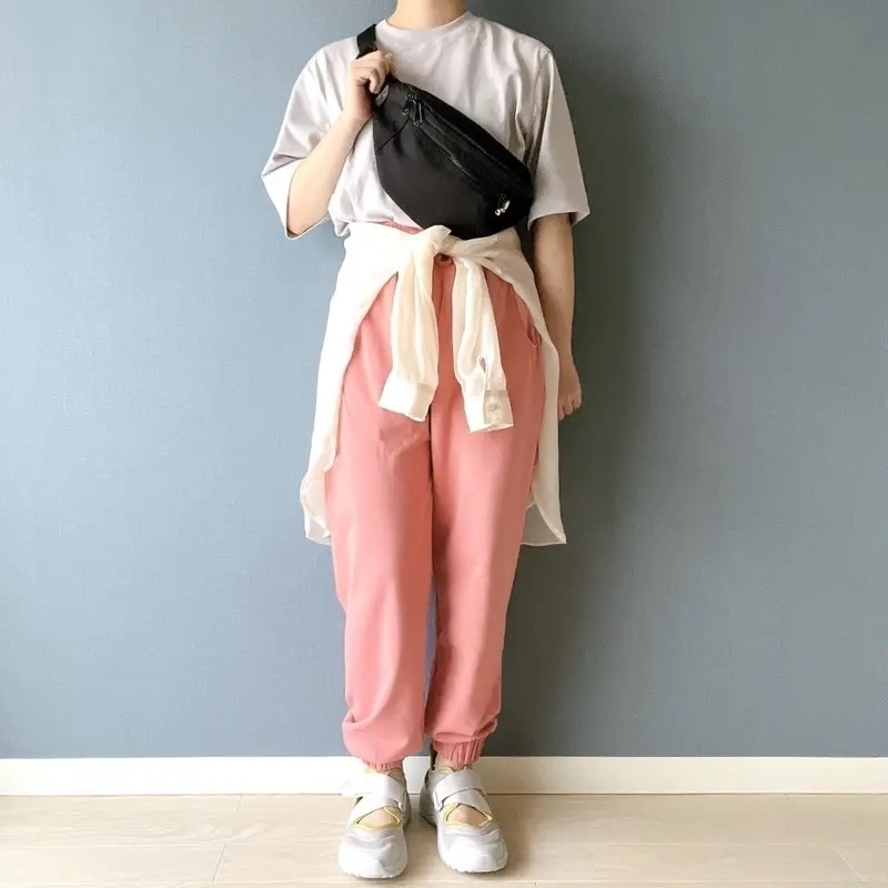 無印良品のおすすめファッションアイテム「婦人 UVカット乾きやすいスウェットパンツ」