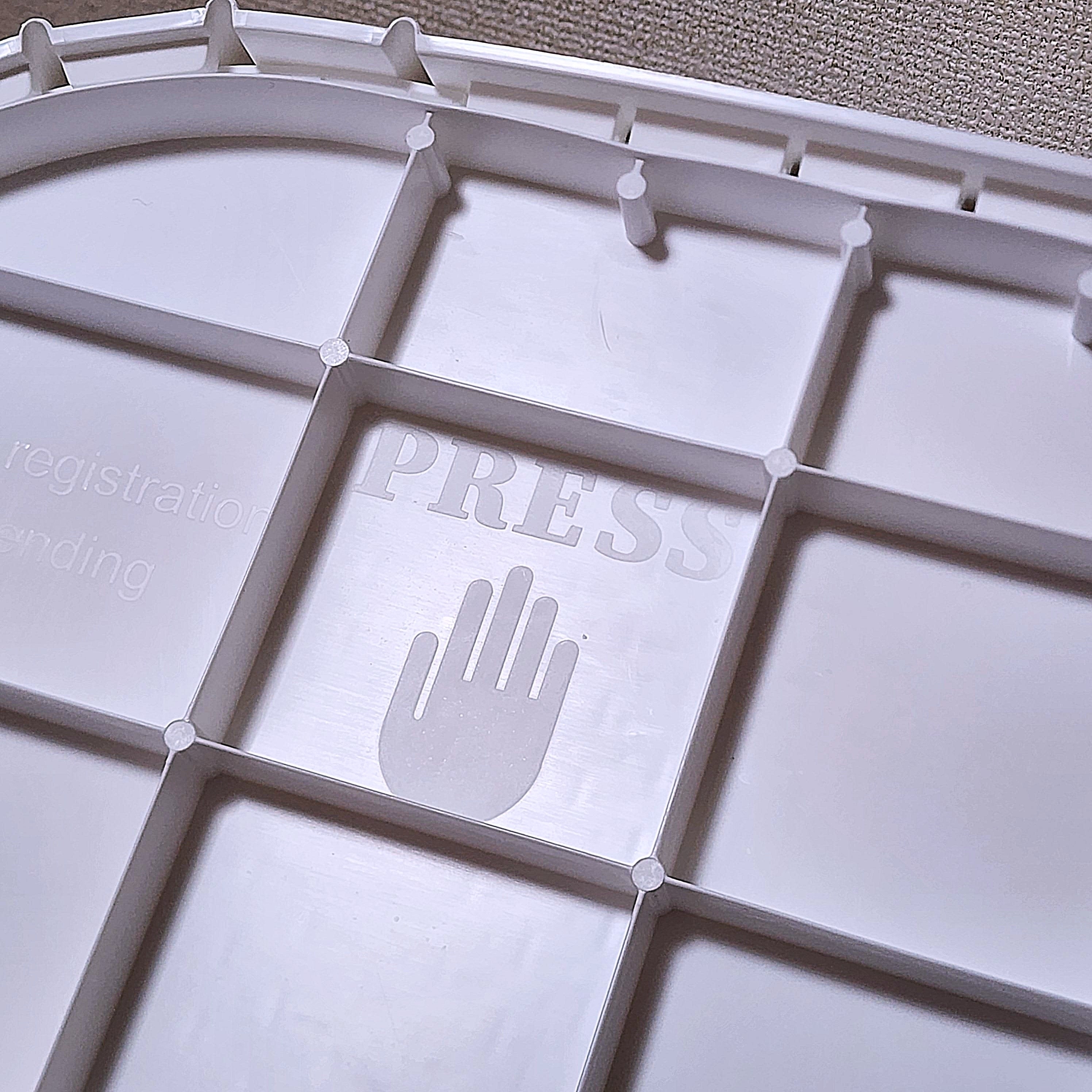 ニトリのおすすめ収納グッズ「折りたためるランドリーバスケット（ラタン）」