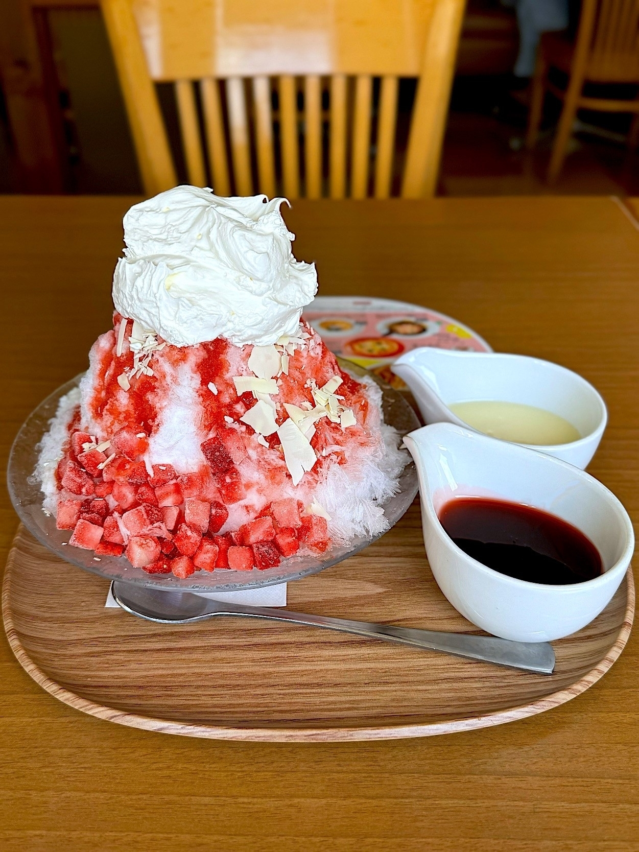 ココスのおすすめスイーツ「ふわふわ純氷かき氷 いちご」