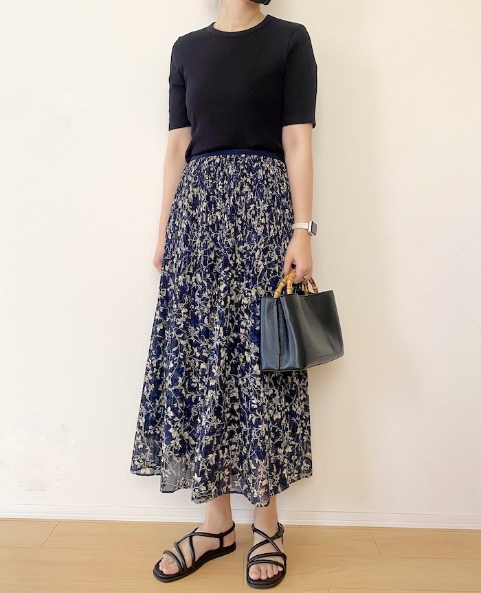 UNIQLO（ユニクロ）のおすすめファッションアイテム「シフォンスカート」のコーディネート