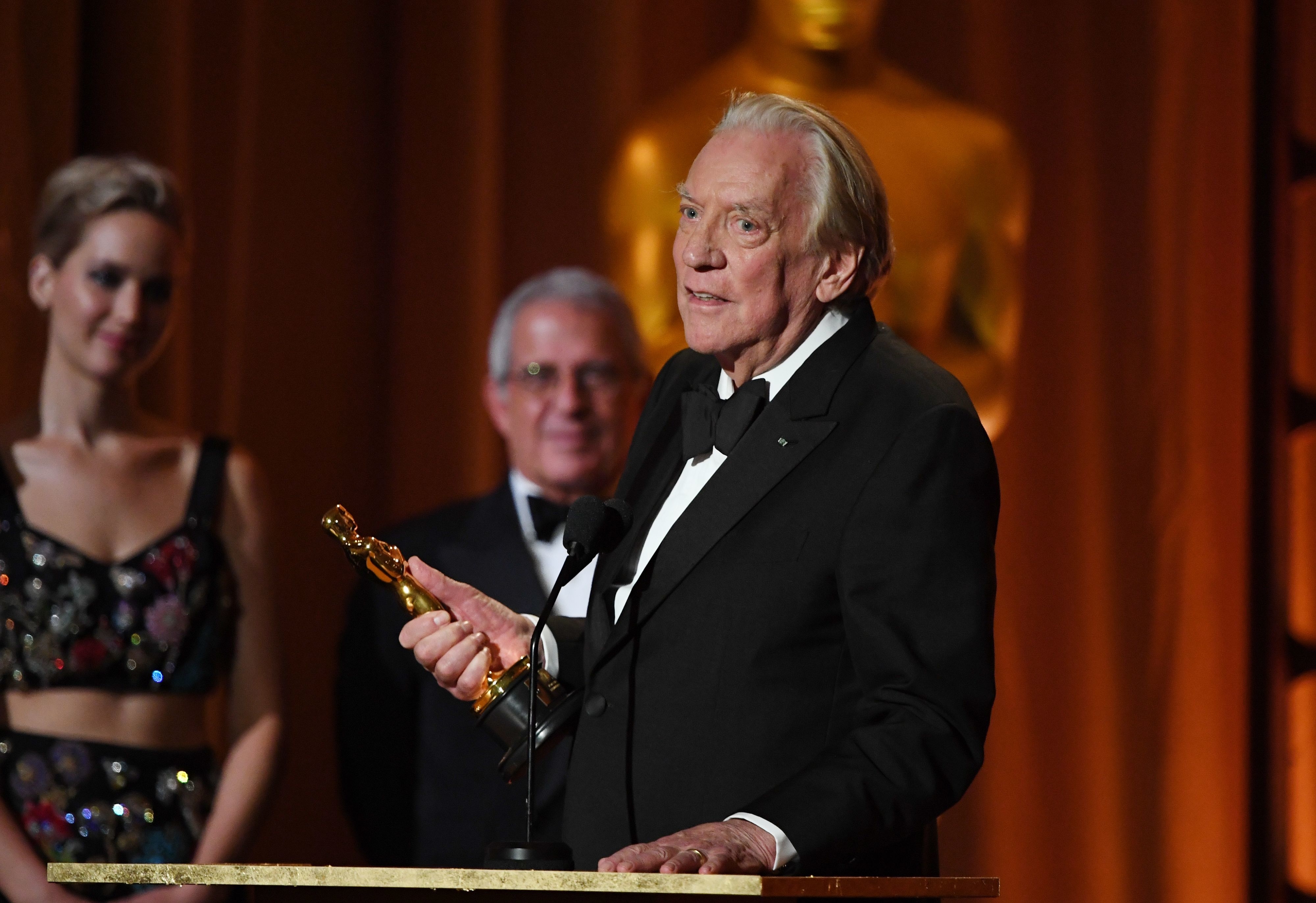 Donald Sutherland accepting his honorary Oscar