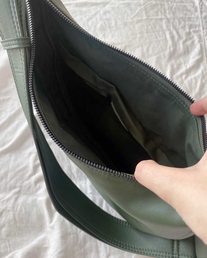 ZARAのオススメのバッグ「SOFT ミニ バッグ」