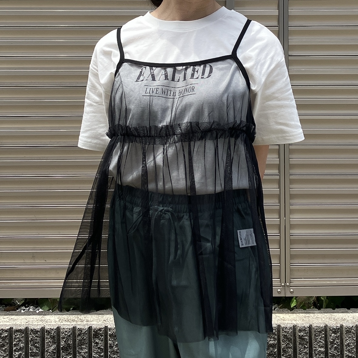 Honeys(ハニーズ)のおすすめトップス「Tシャツ付チュールキャミ」