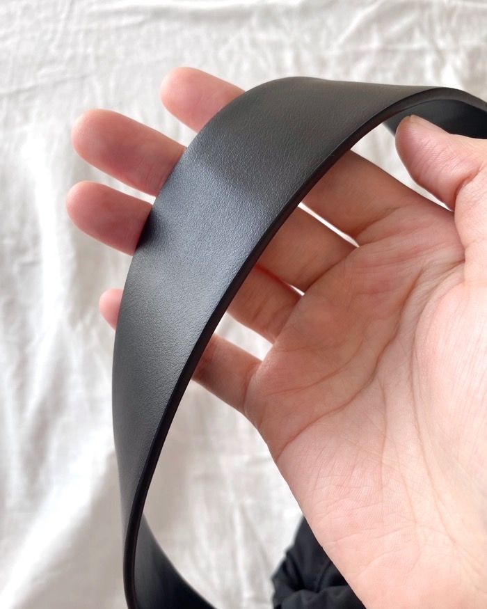 ZARA（ザラ）のおすすめファッションアイテム「ジオメトリック クロスボディバッグ」