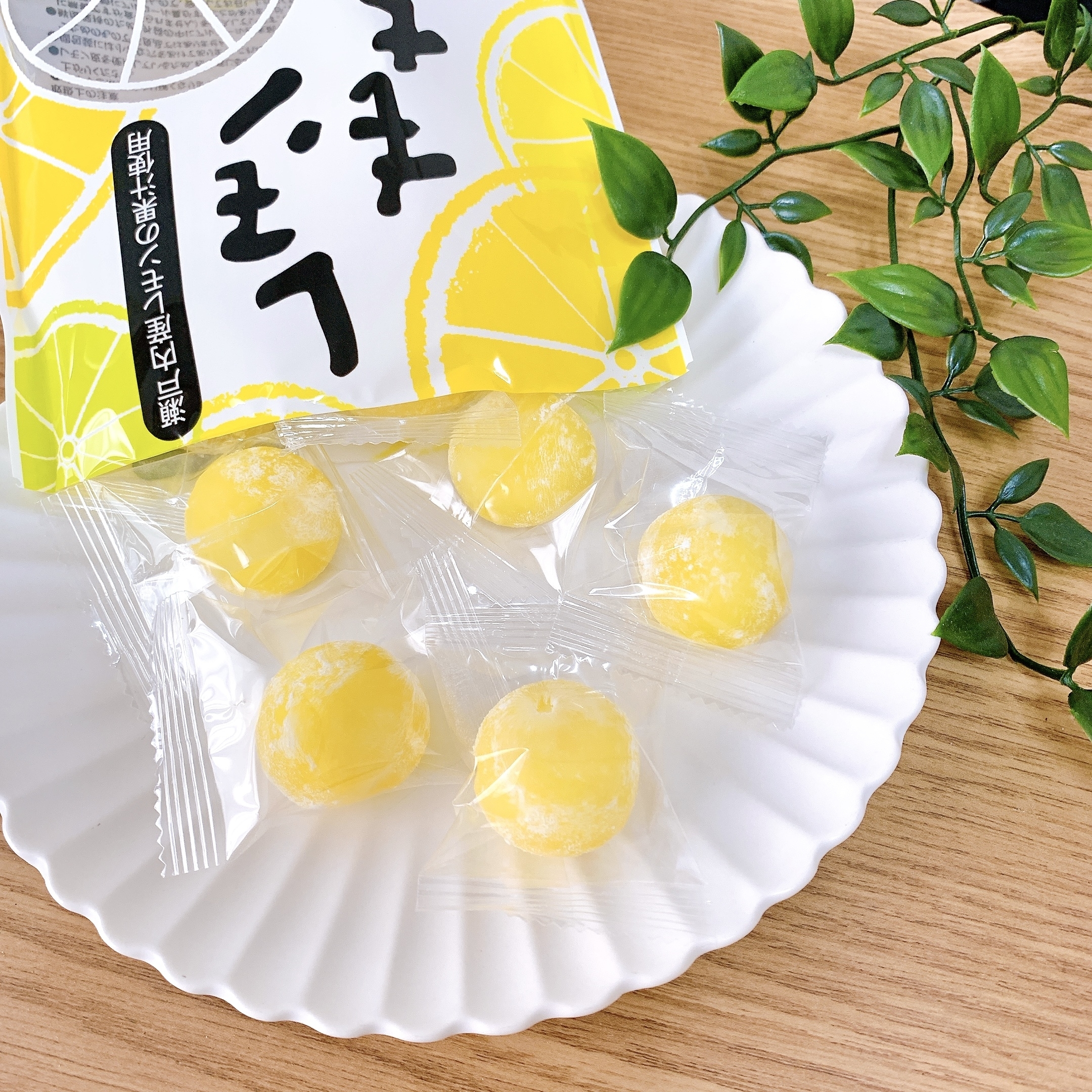 KALDI（カルディ）のおすすめのお菓子「レモンもち」