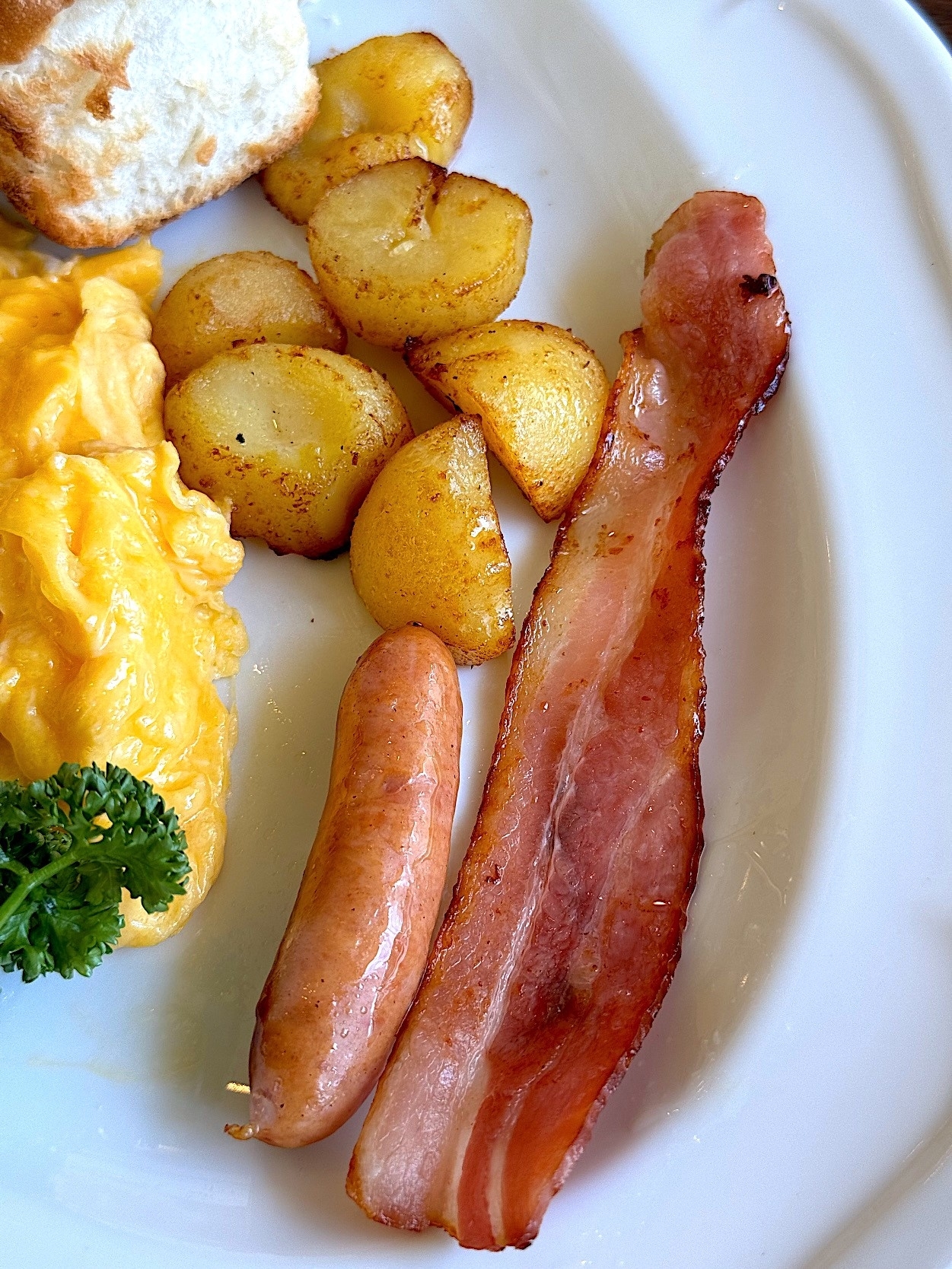 ロイヤルホストのオススメのモーニング「ロイヤルホストモーニング~オニオングラタンスープ・サラダ付~」