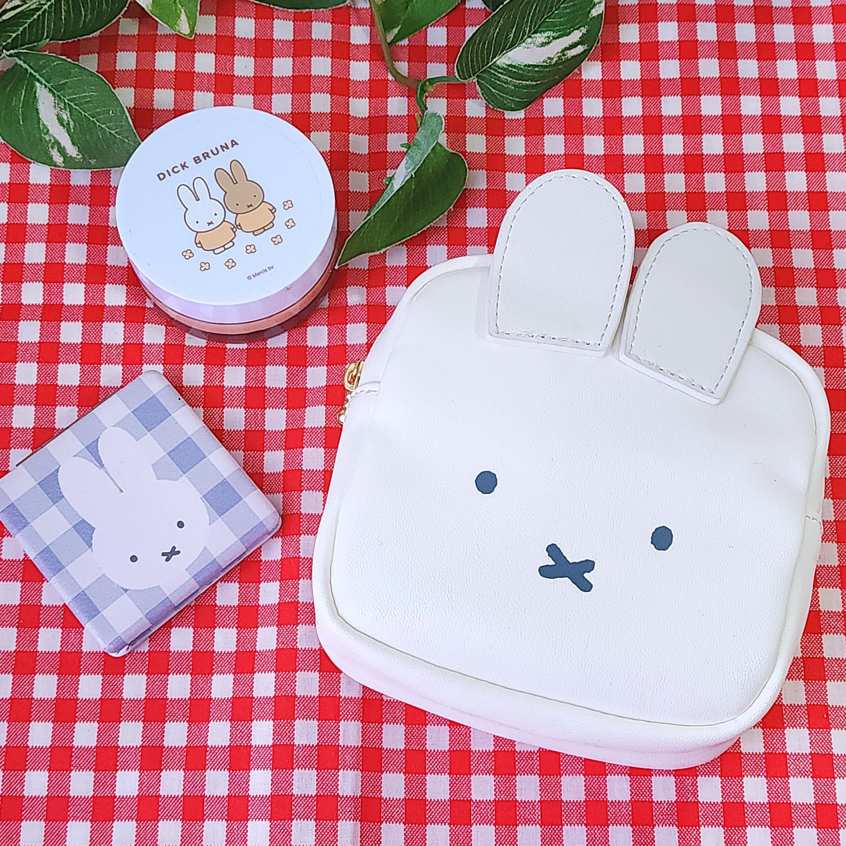 Afternoon Tea（アフタヌーンティー）のおすすめ雑貨「ミニスクエアポーチ/miffy」