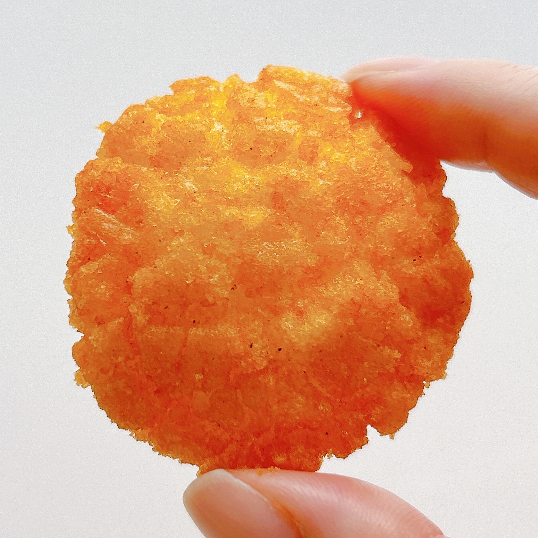 セブン-イレブンのおすすめお菓子「7プレミアム　博多辛子明太子揚げせん」