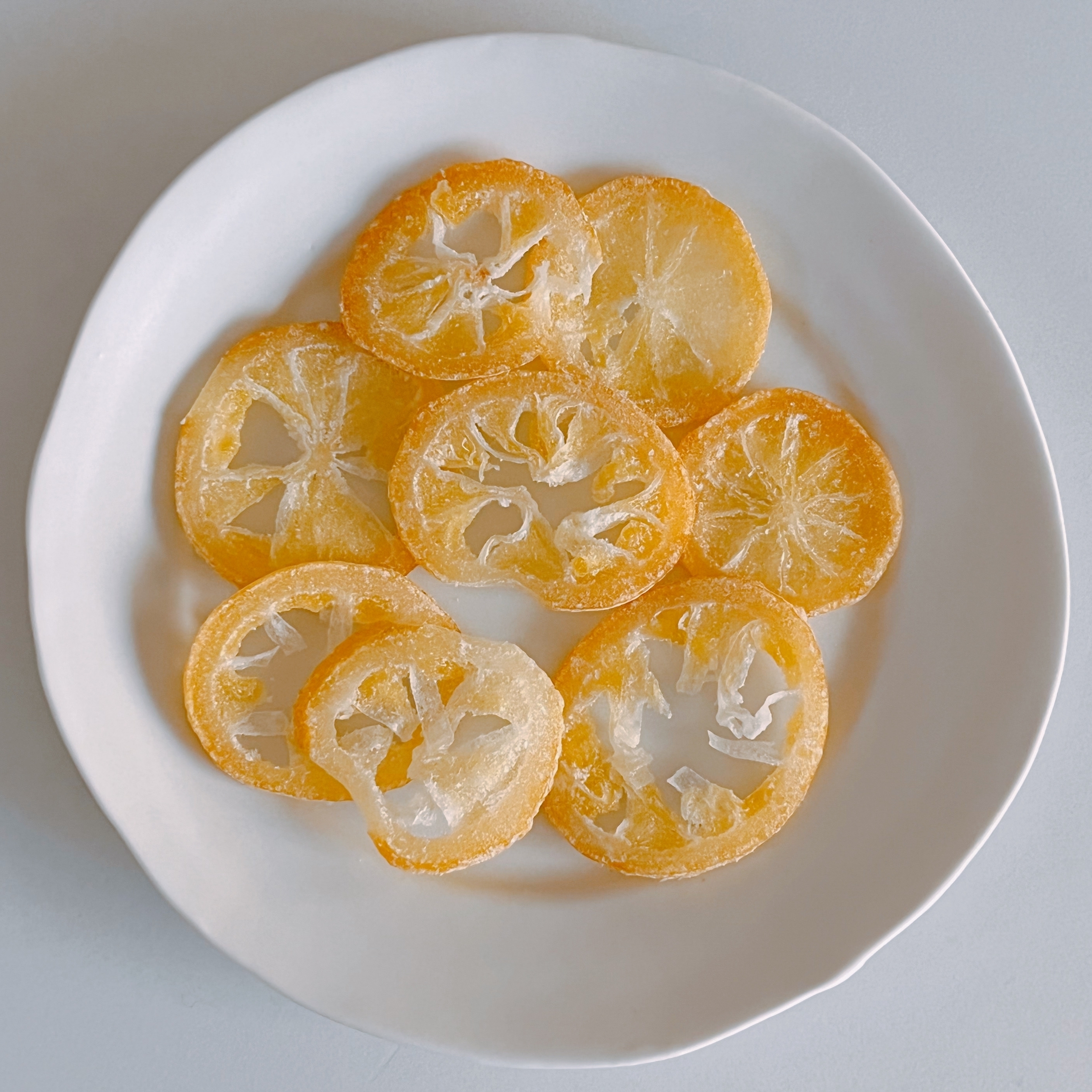 カルディのやみつきフード「やわらかドライフルーツ 輪切りレモン」