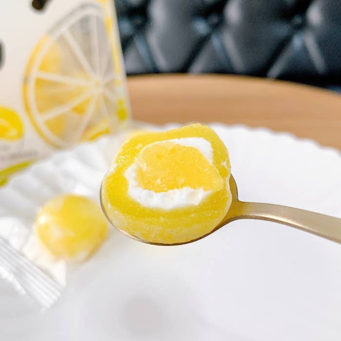 カルディのやみつきフード「レモンもち」