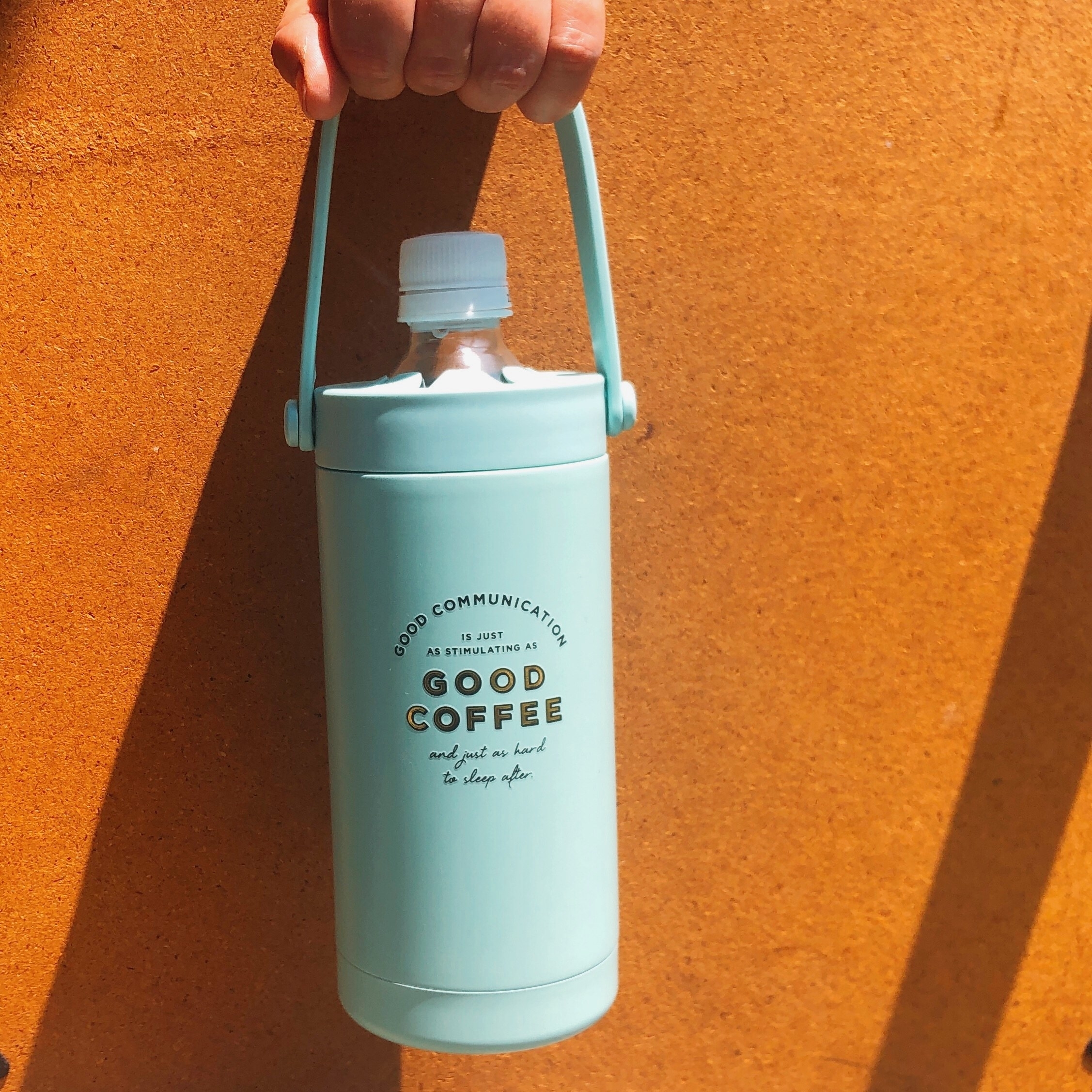 Francfranc（フランフラン）の便利グッズ「ルースト サーモペットボトルホルダー」