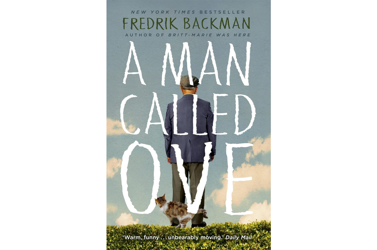 Book cover of "A Man Called Ove" by Fredrik Backman, featuring a man with his back turned, wearing a coat and hat, standing next to a cat