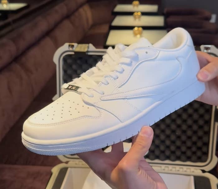 travis scott jordan 1 white