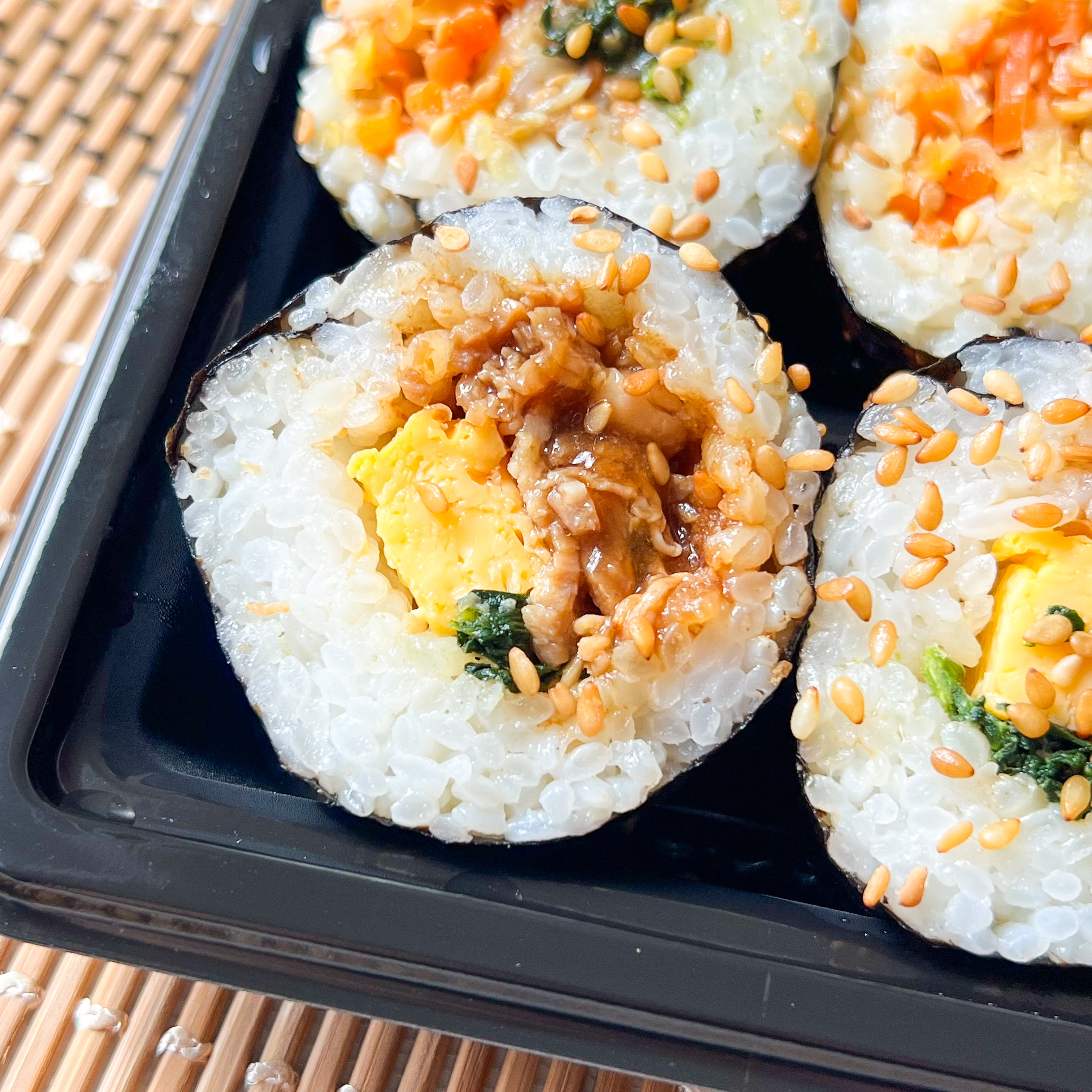 FamilyMart（ファミリーマート）のおすすめ商品「2種のキンパ」