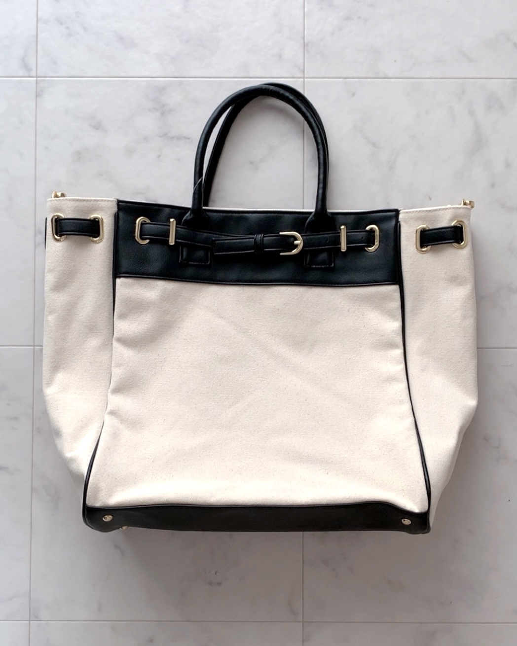 しまむらのおすすめファッションアイテム「CCハッスイキャンバスTT」